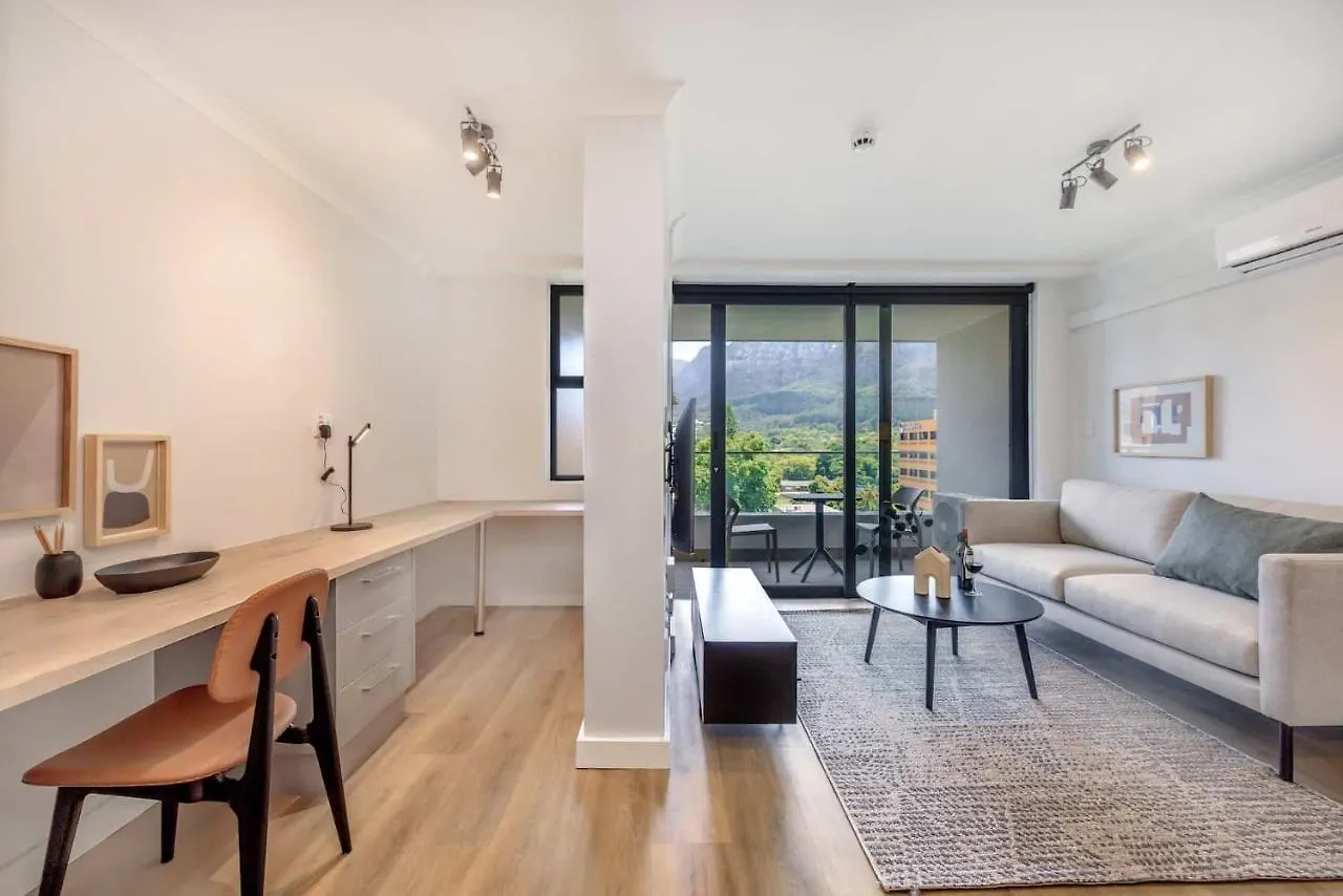 Newlands Peak Aparthotel By Totalstay Le Cap