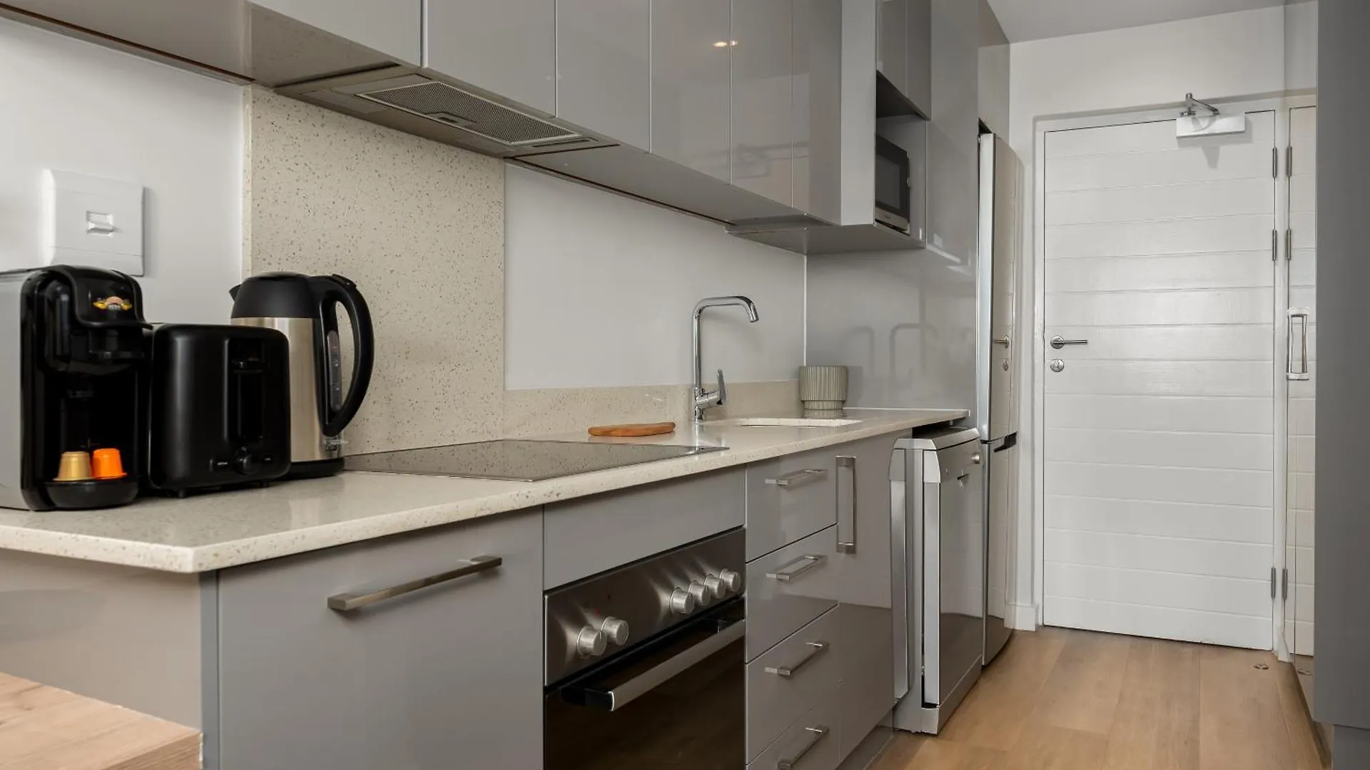Newlands Peak Aparthotel By Totalstay Le Cap