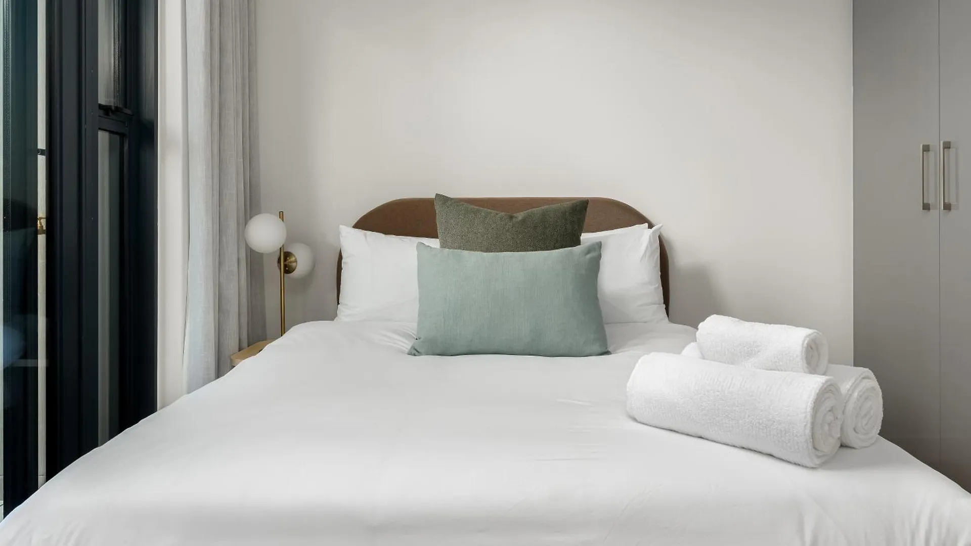 Newlands Peak Aparthotel By Totalstay Cape Town